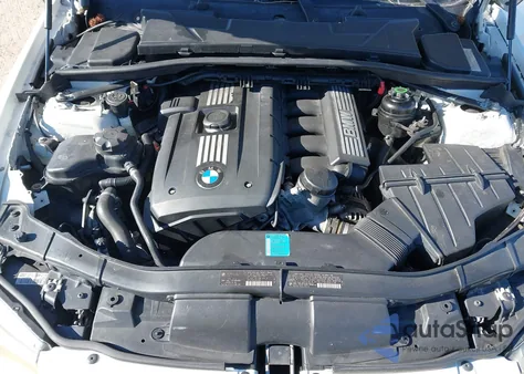 2011 BMW 328I z USA, uszkodzony, nr VIN WBAPH5C5XBA441365